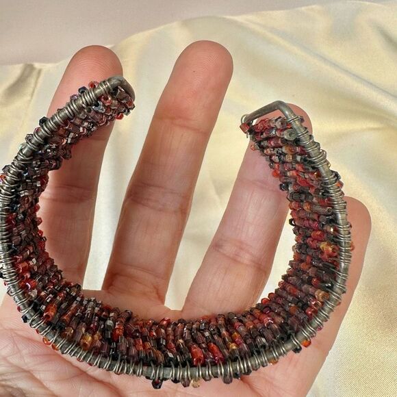 Colorful beaded adjustable cuff bracelet - Picture 9 of 10